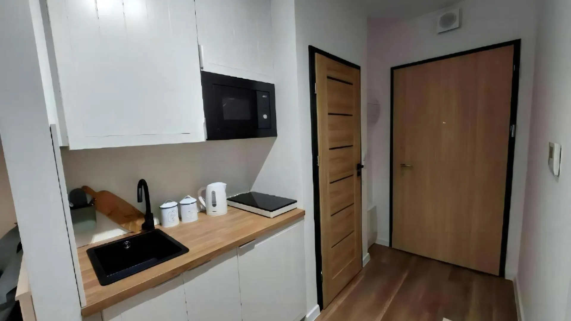 Grupa Warsaw Apartments