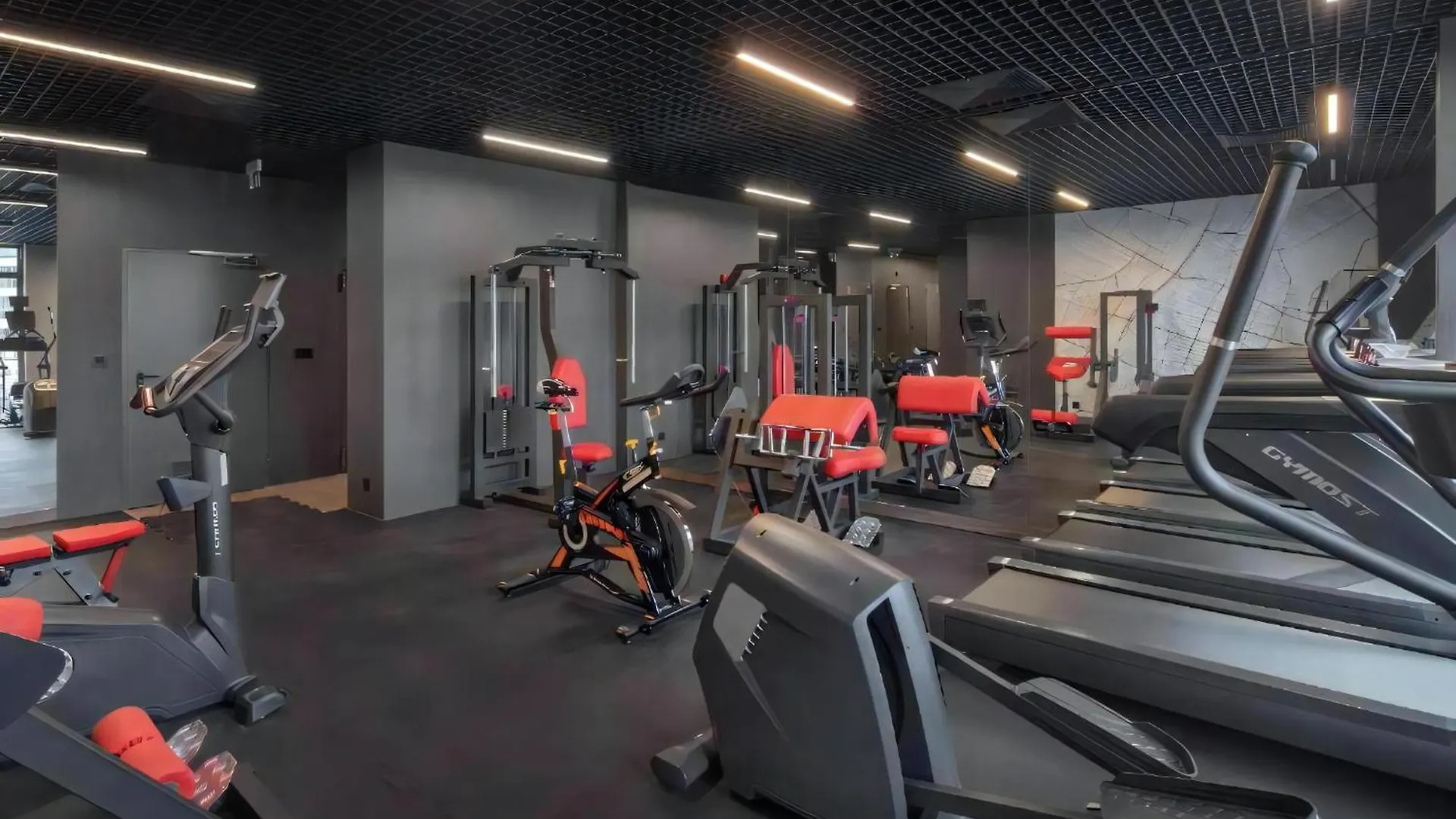 Grupa Warsaw Apartments 0*,  بولندا